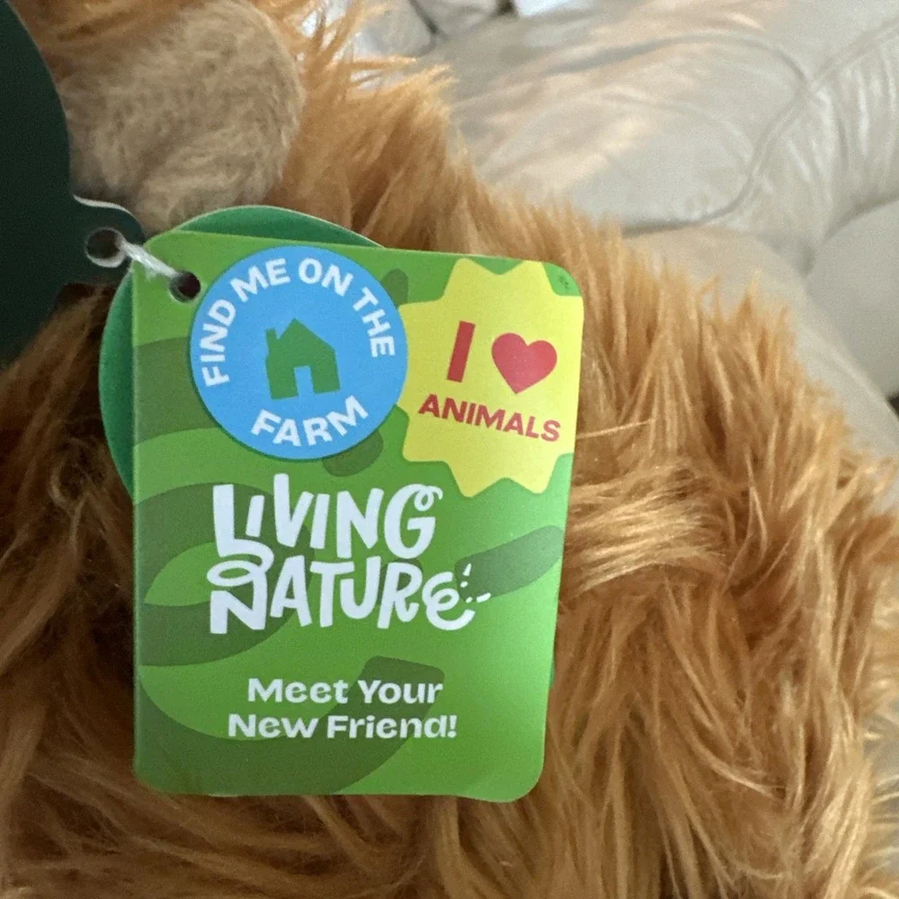 Living Nature Highland Cow Brown Stuffed Animal | Farm Toy with Sound | Soft Toy